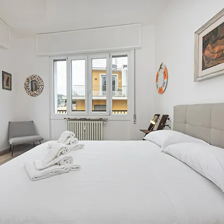 Apartment Blue - Bilocale Con Grande Terrazza