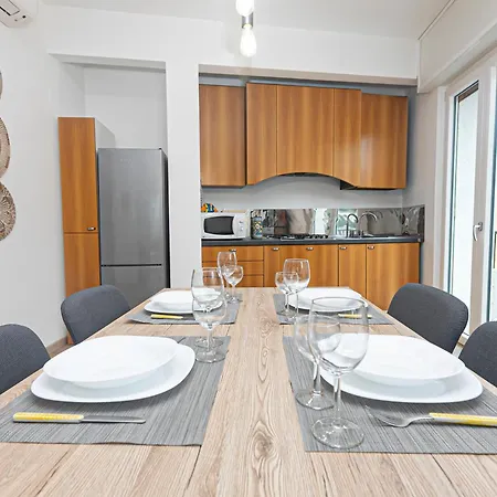 Appartement Blue - Bilocale Con Grande Terrazza